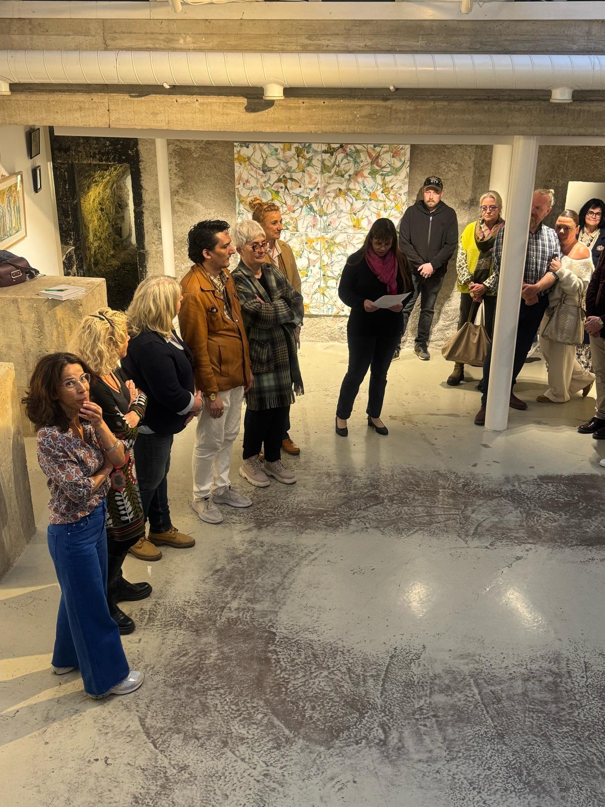 photo discours vernissage dr luche et les artistes